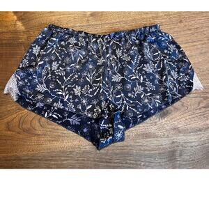 Victoria's Secret Pajama Shorts Medium SILKY Lace ELASTIC BAND Gray Purple *read